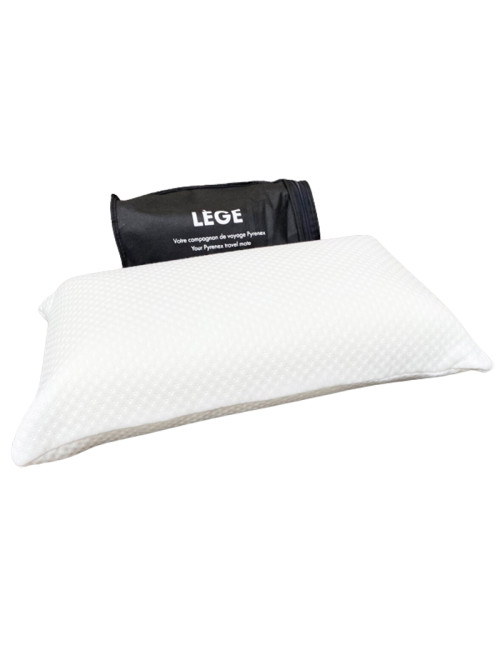 Oreiller de voyage Pyrenex Lège 42x23cm à mémoire de forme