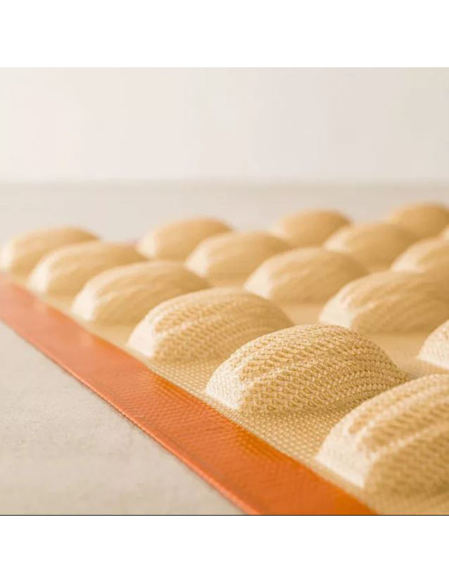 Moule à gâteau 28 mini madeleines SILPAT en silicone 40x30cm